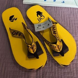 NWT Off-White flip flops sandals